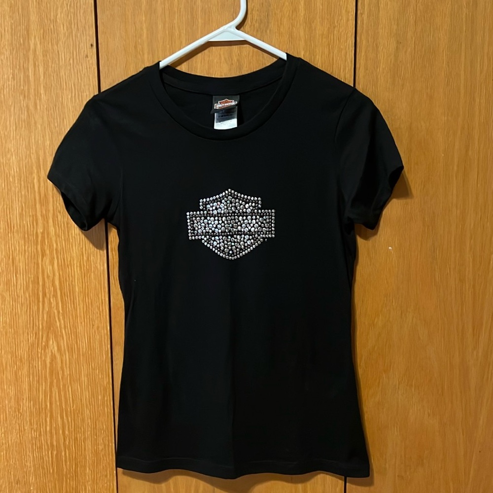 Harley Davidson women’s studded T-shirt sz. Sm. Never worn mint cond.